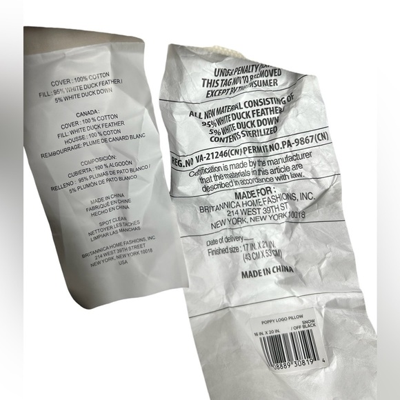 UGG Poppy Logo Pillow Set Of 2 - Picture 7 of 11